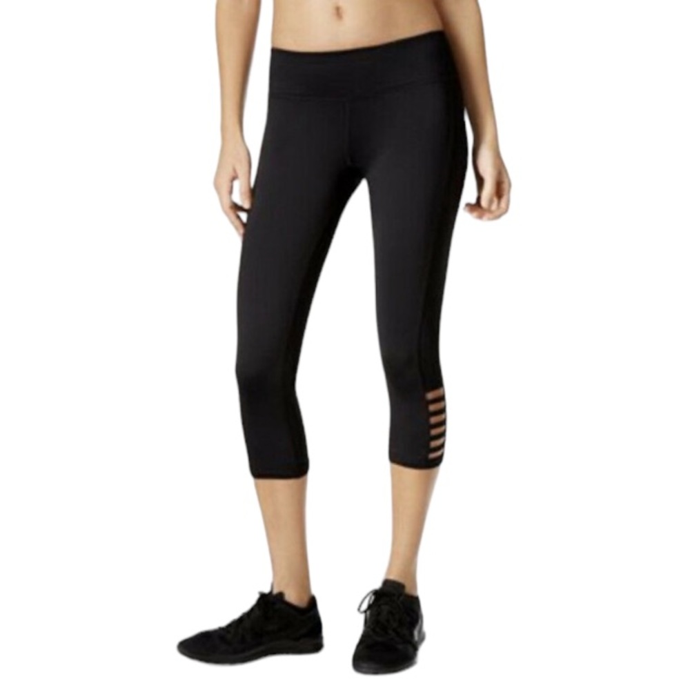 Ideology black mid rise cropped cut out workout leggings size large